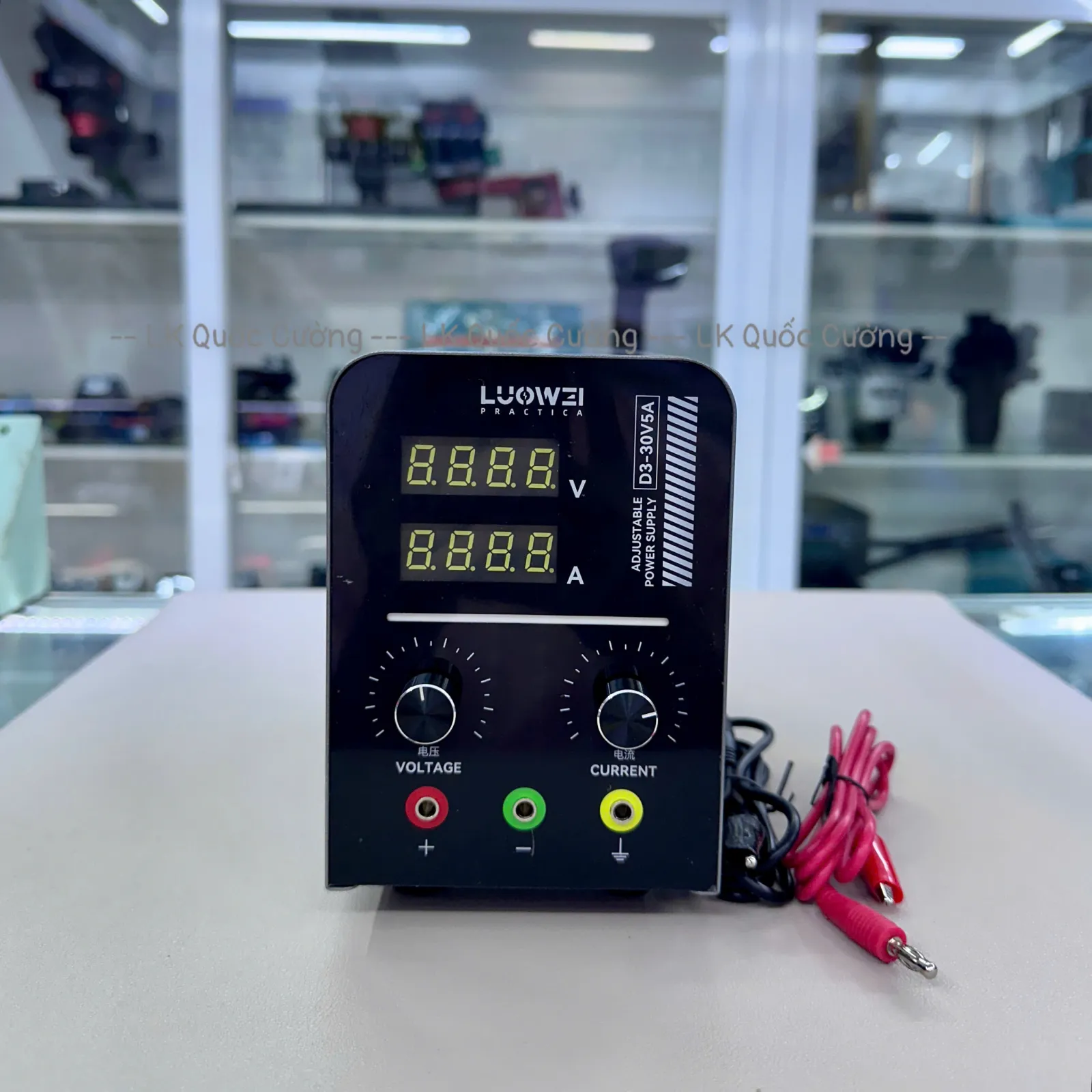 Máy cấp nguồn/ Luowei D3-30V5A