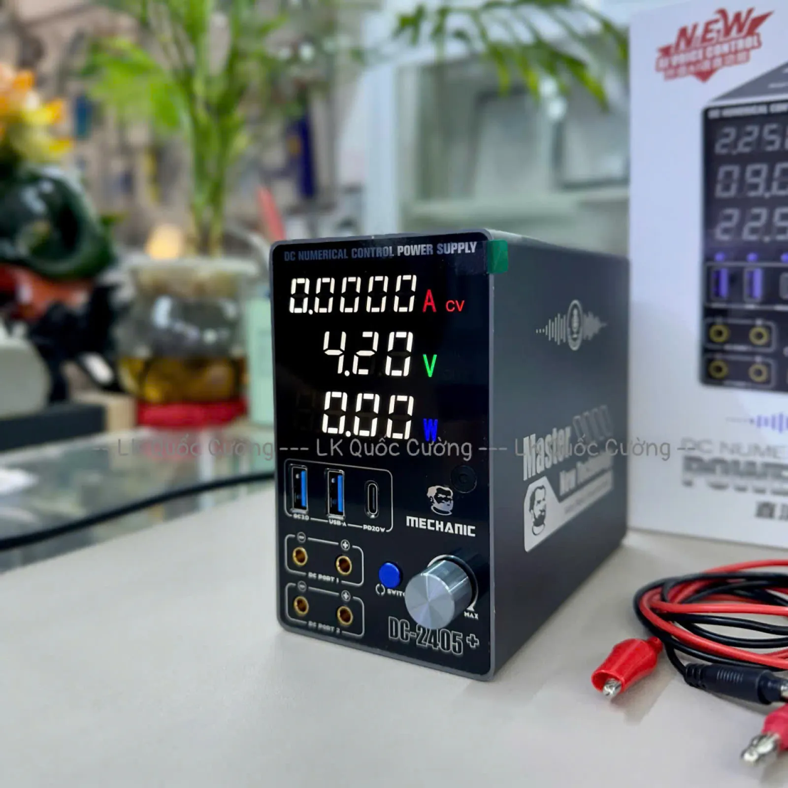 Máy cấp nguồn Mechanic DC-2405+