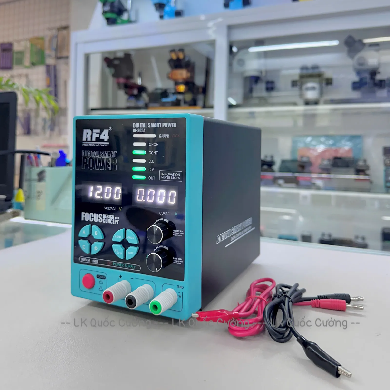 Máy cấp nguồn RF4 305A