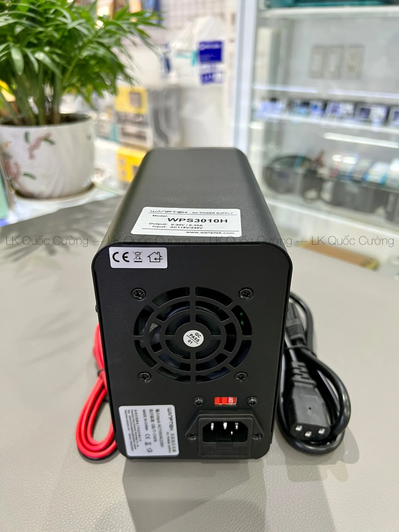 Máy cấp nguồn Wanpteck WPS3010H 10A-30V