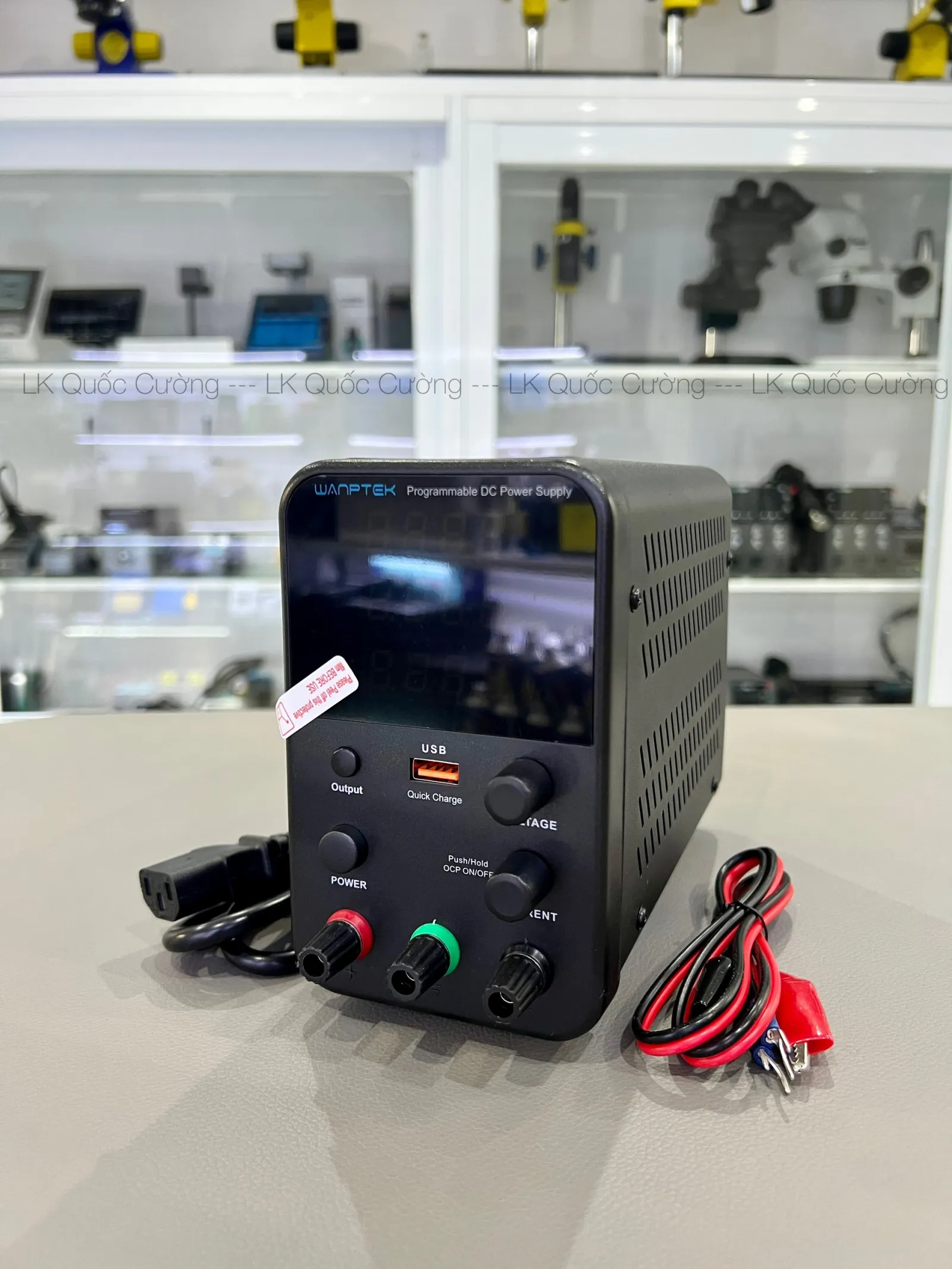 Máy cấp nguồn Wanpteck WPS305H 5A-30V