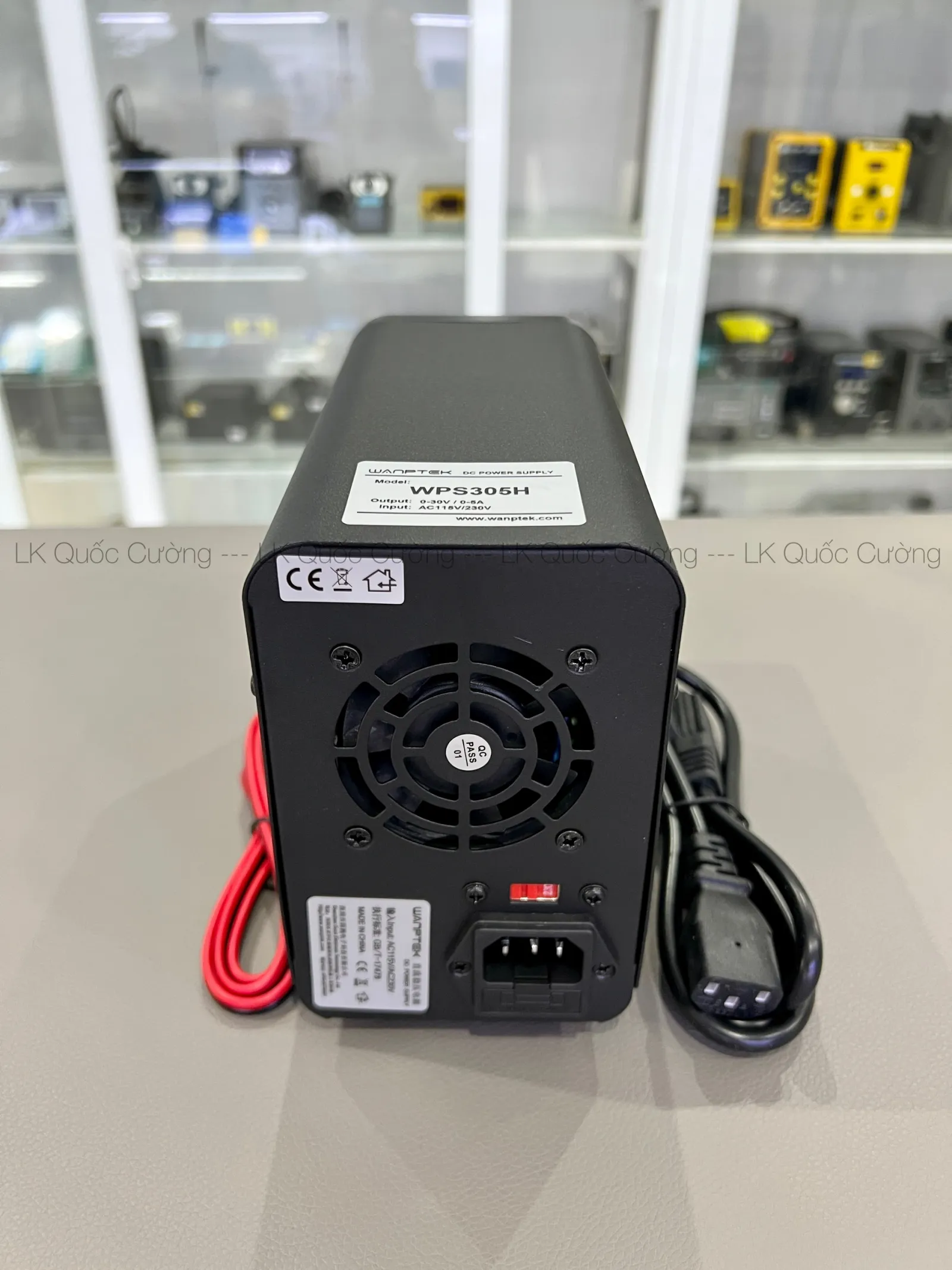 Máy cấp nguồn Wanpteck WPS305H 5A-30V