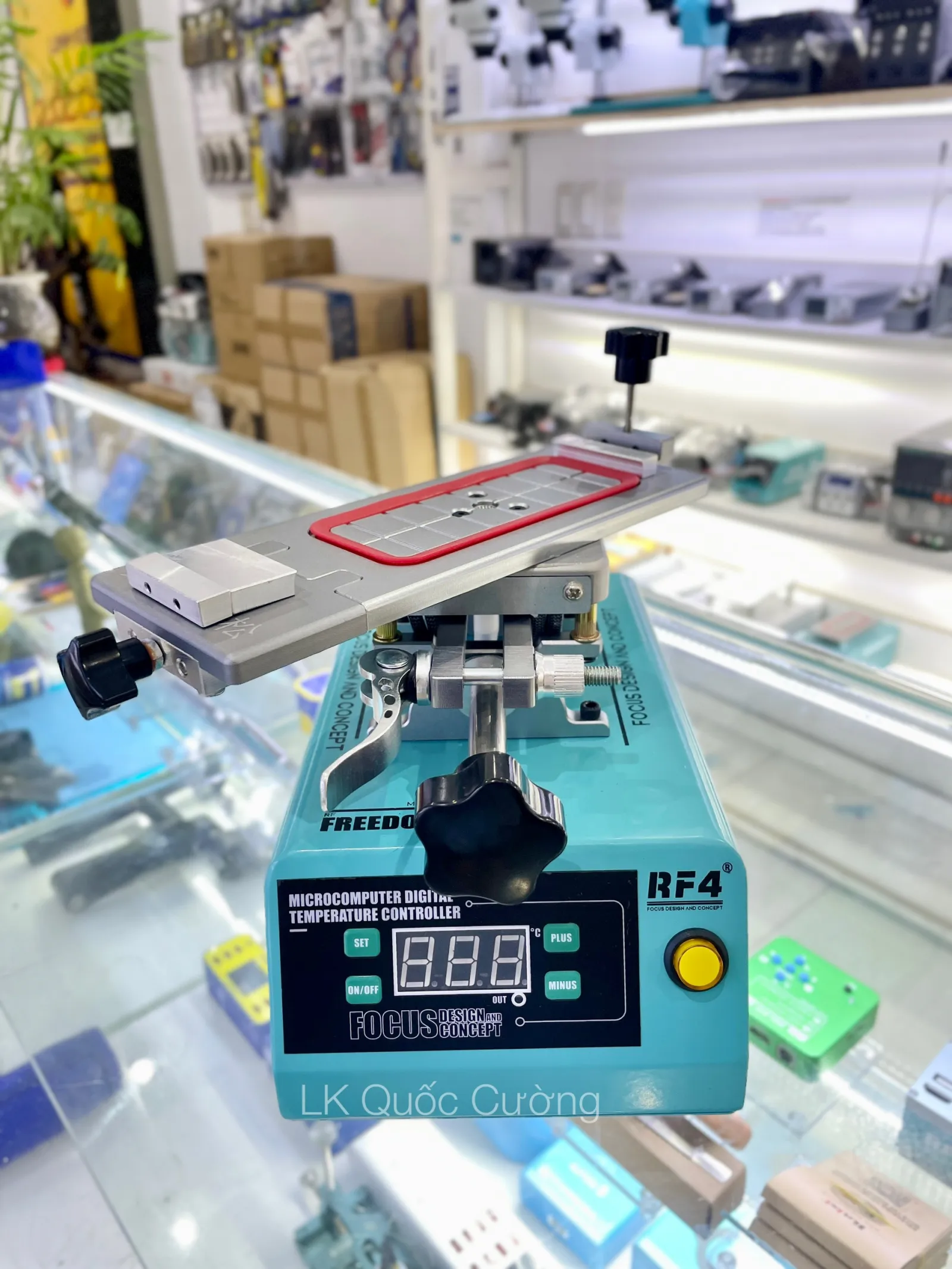 Máy cắt xoay 360 RF4 Freedom