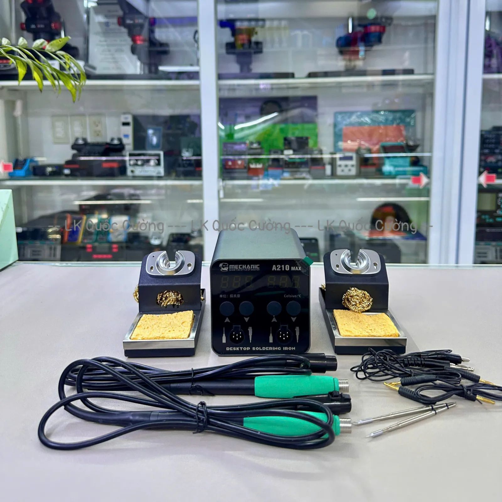 Máy hàn 2 tay Mechanic A210 Max/ C210 kèm 2 mũi