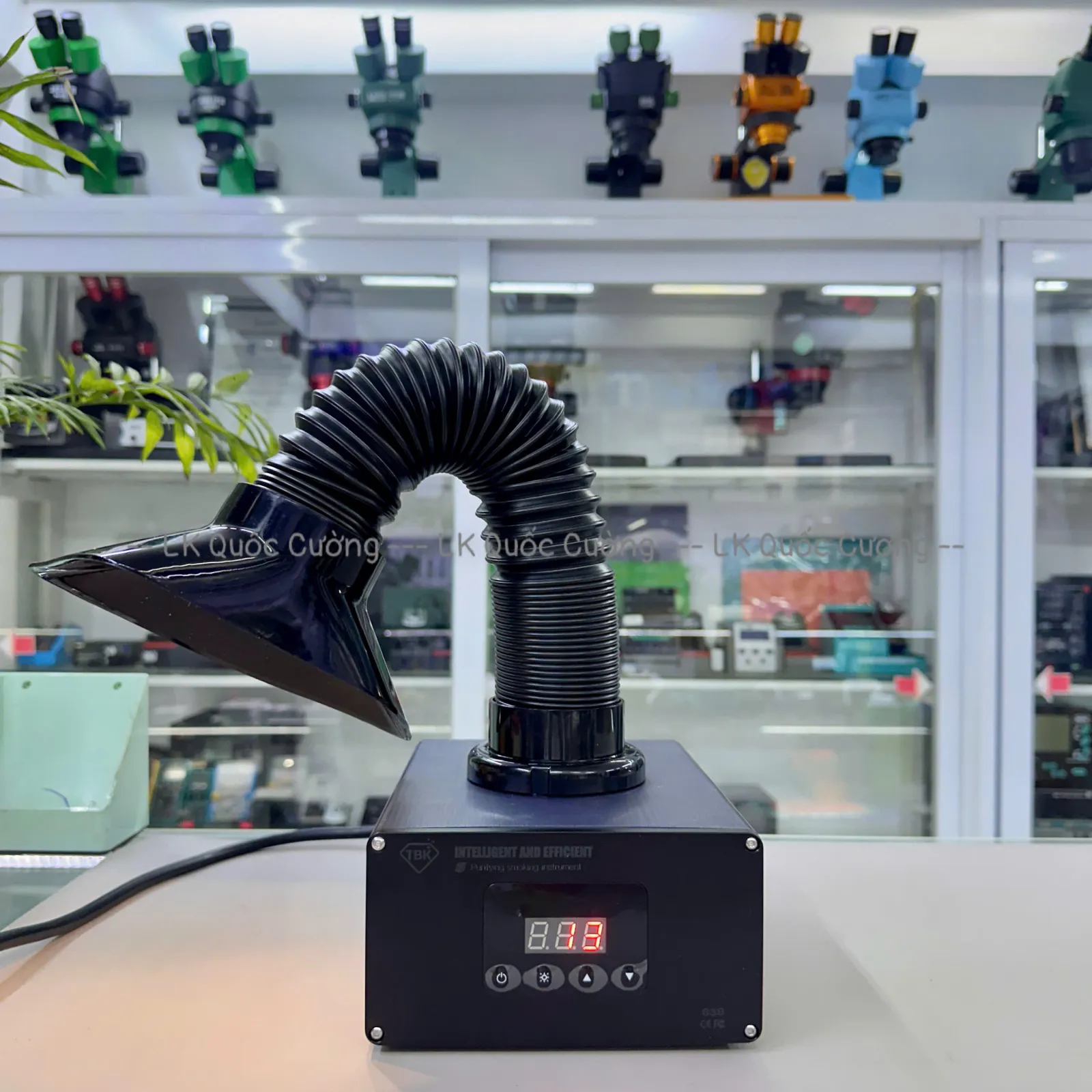 Máy hút khói TBK 638