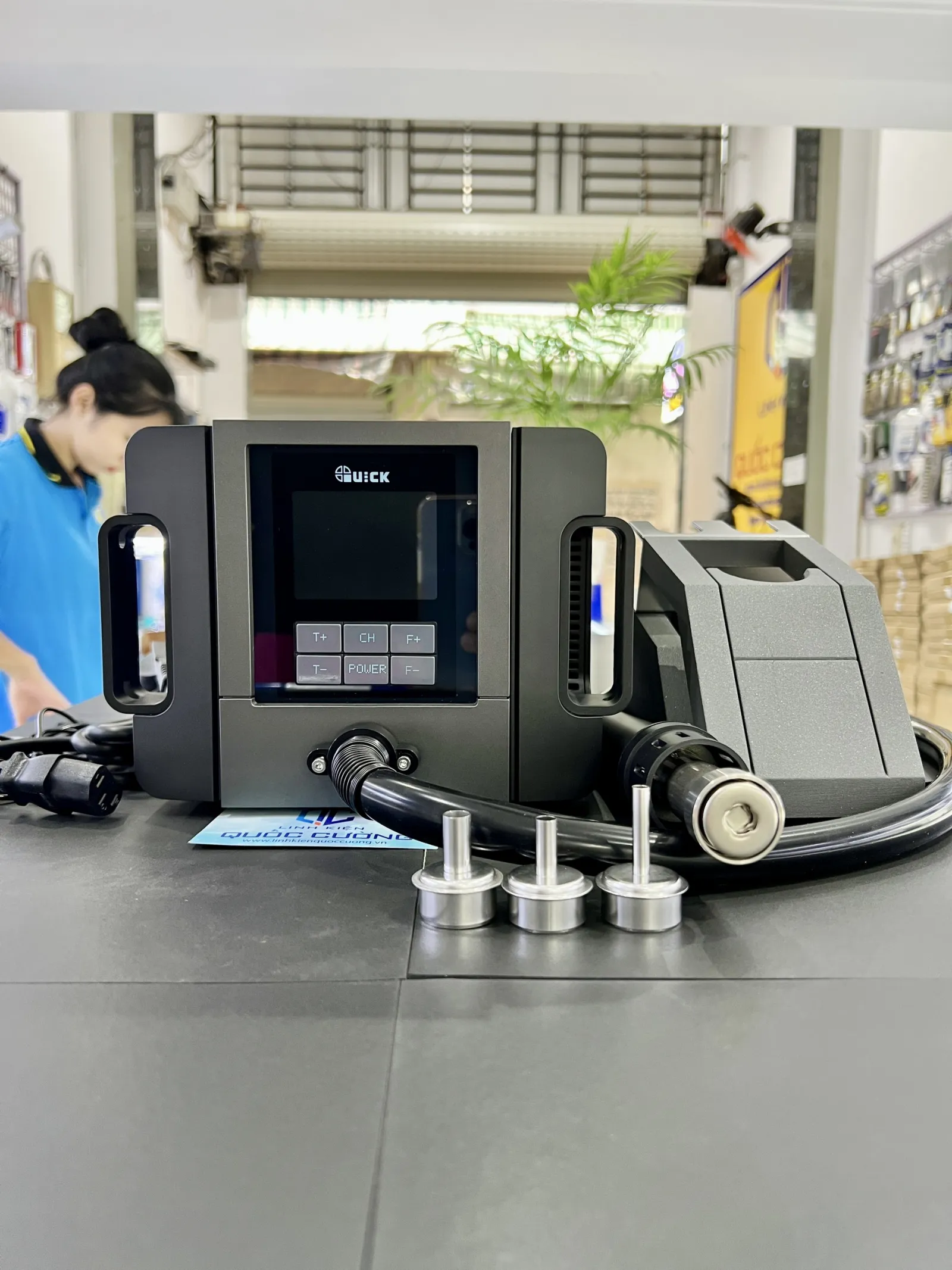 Máy Khò Quick  Tr1300A