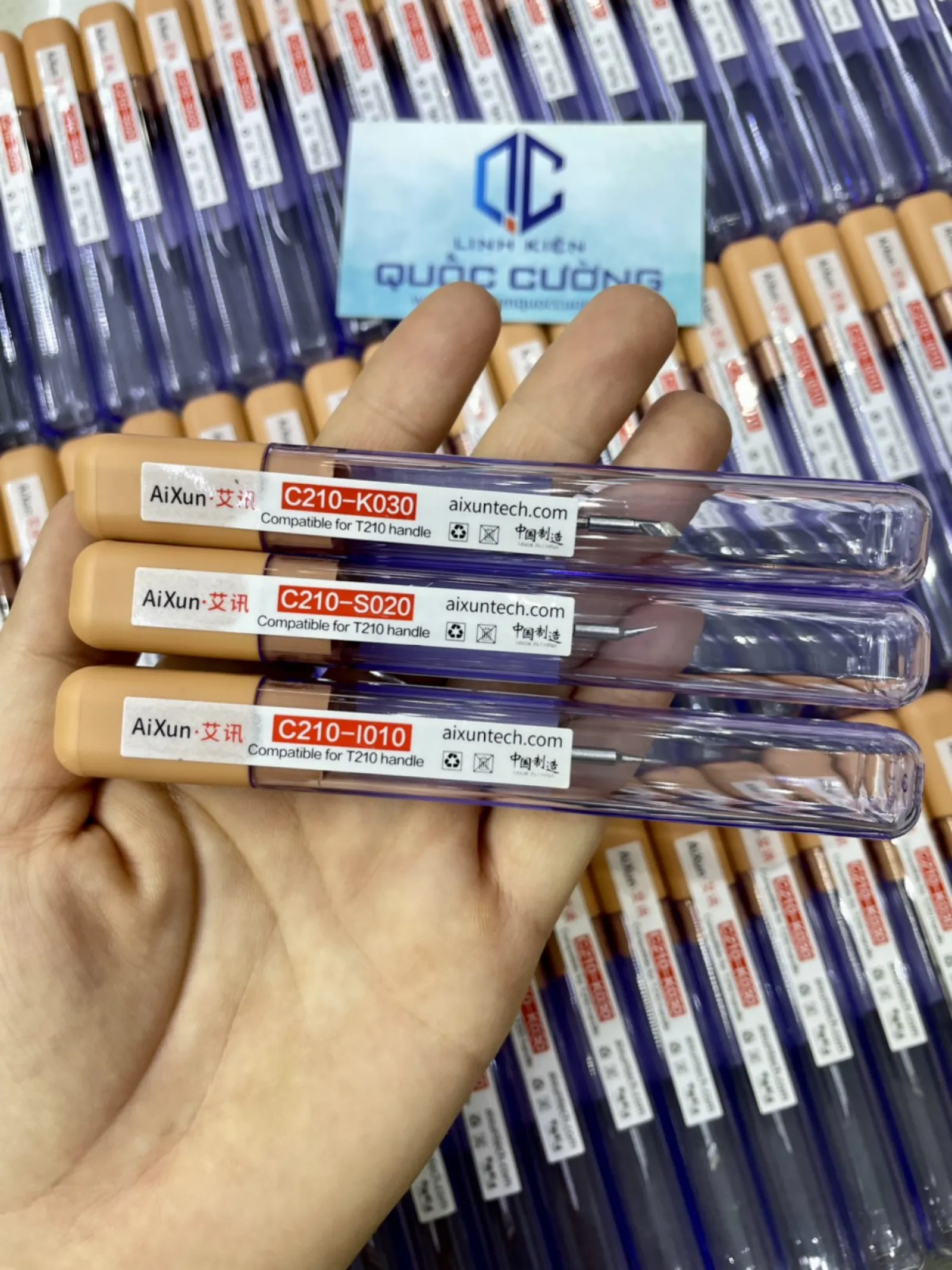 Mũi Hàn Aixun C210