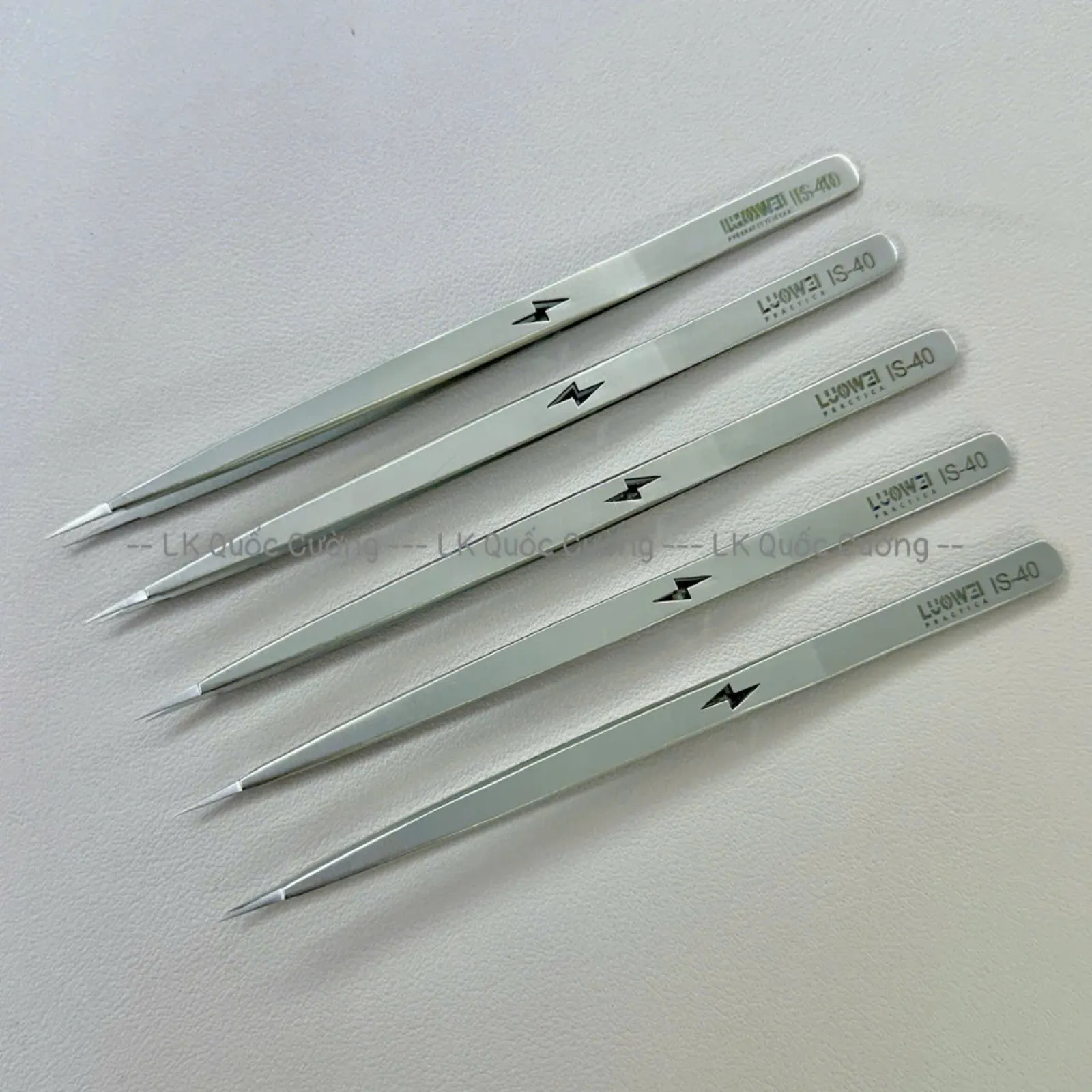 Nhíp Luowei LW-IS40