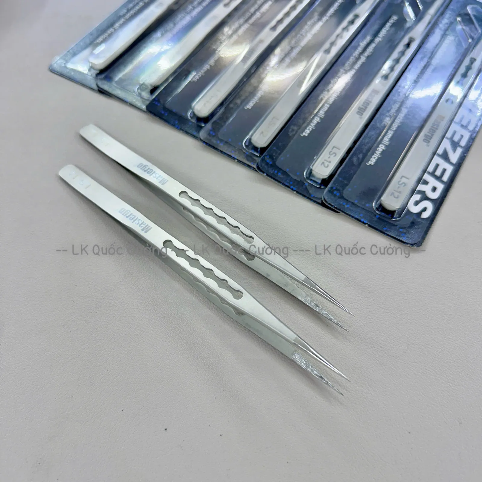 Nhíp Mastergo LS-12 thẳng