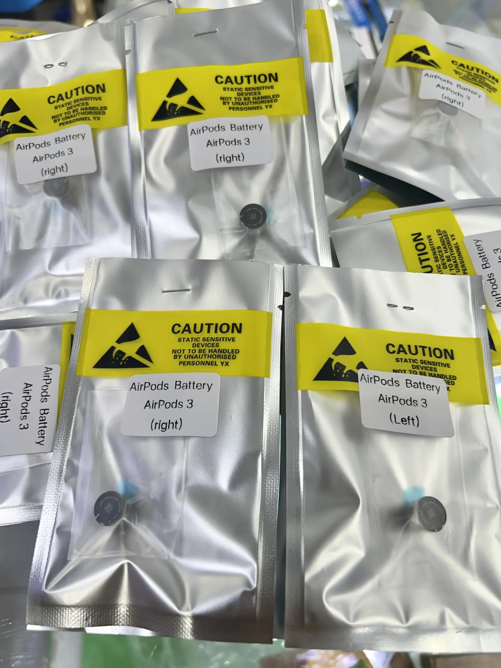 Pin tai nghe AirPod 3