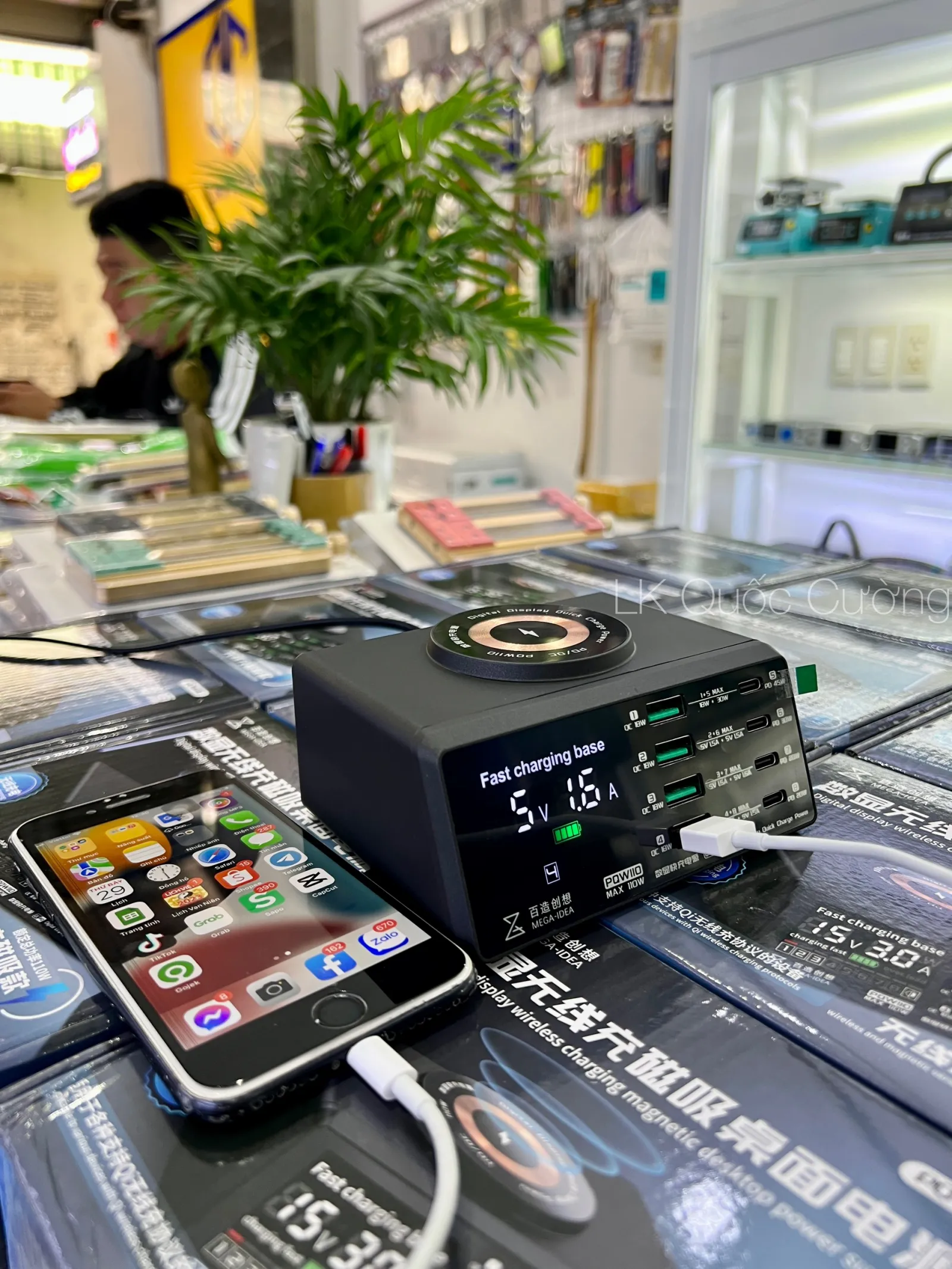 Dock Sạc 8 cổng Mega iDea PQW110