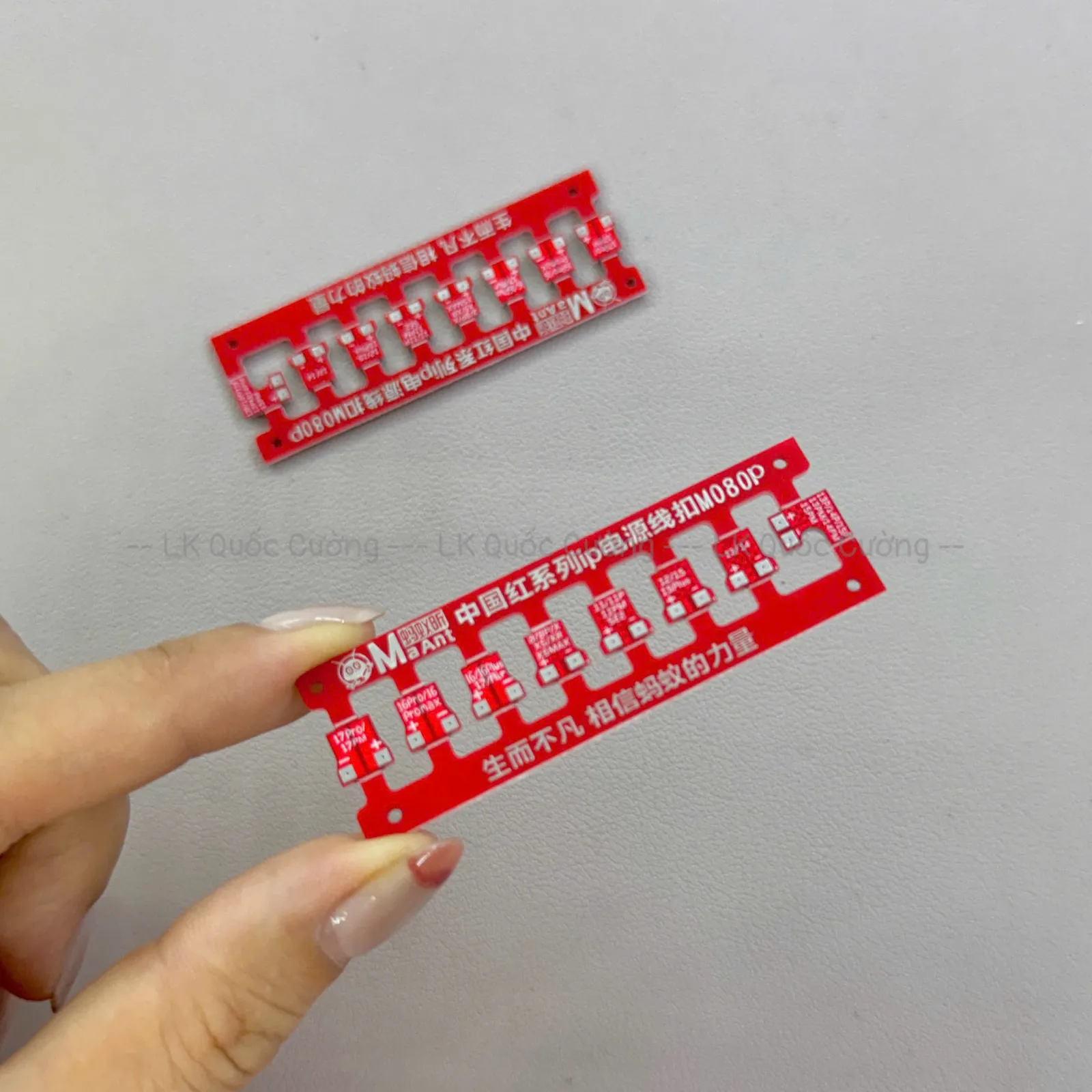 Sotket dây cấp nguồn (đầu nối dây cấp nguồn ) M080P / 8-17PM