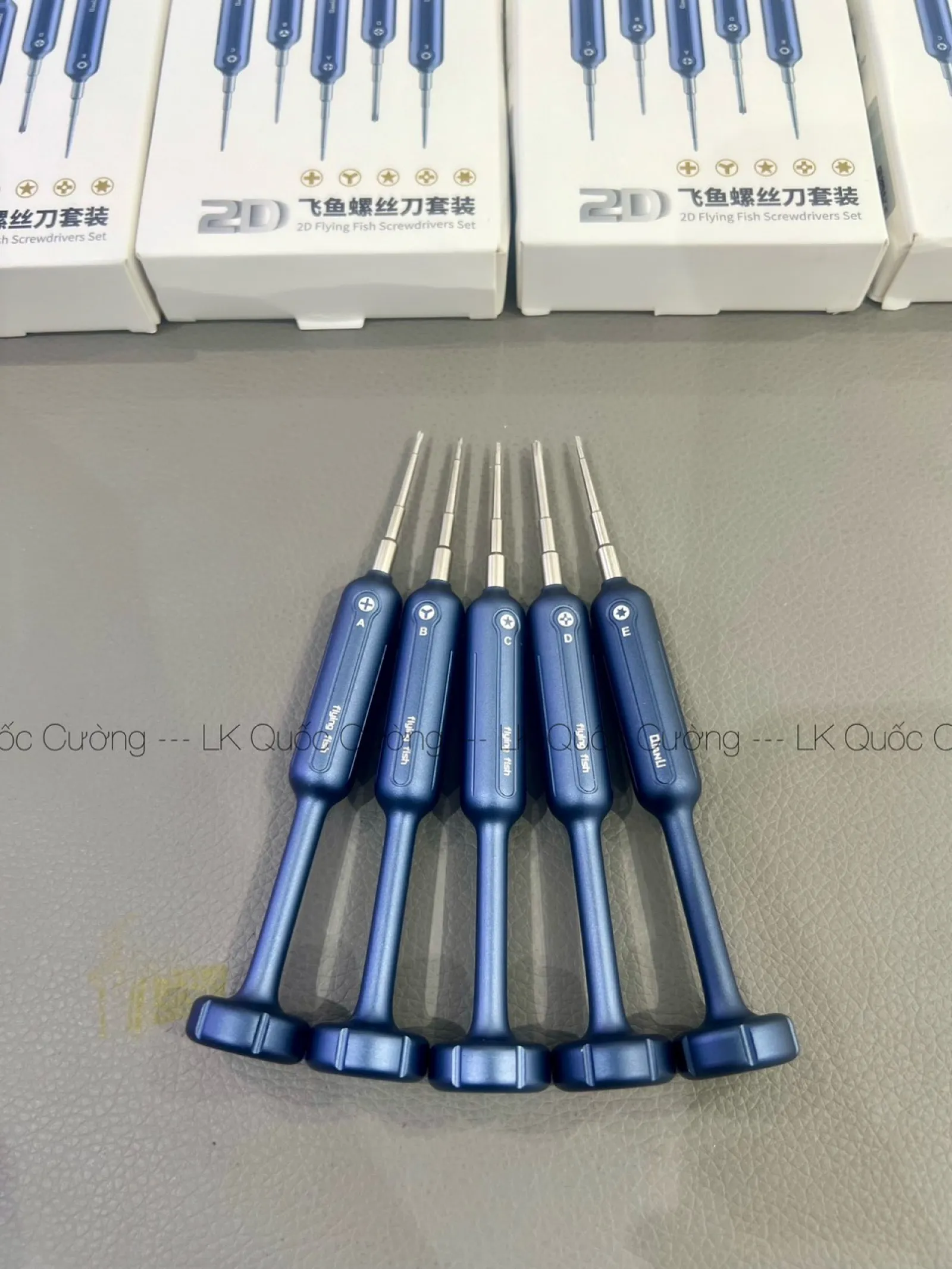 Vít 2D Flying Qianli 2023