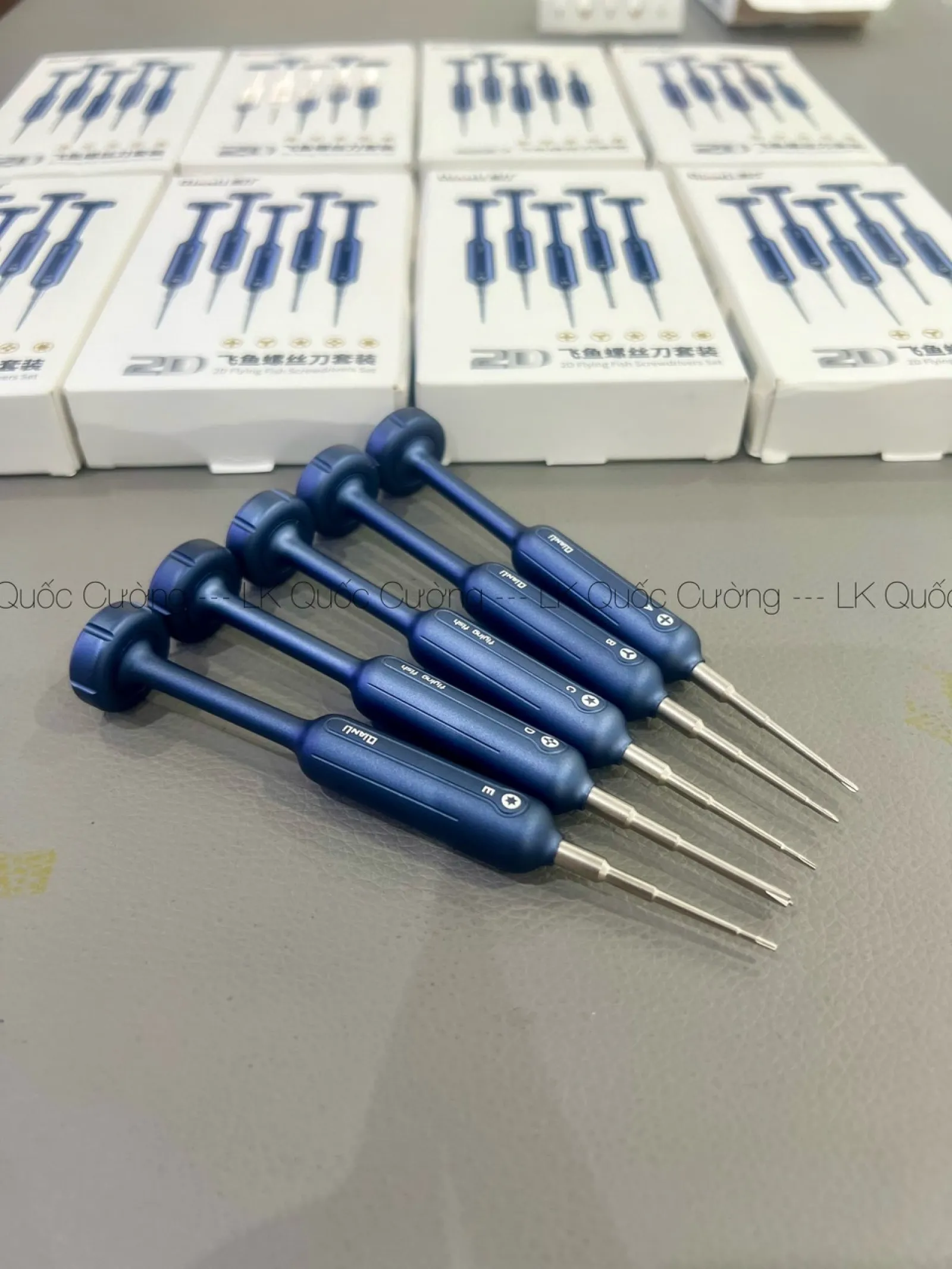 Vít 2D Flying Qianli 2023