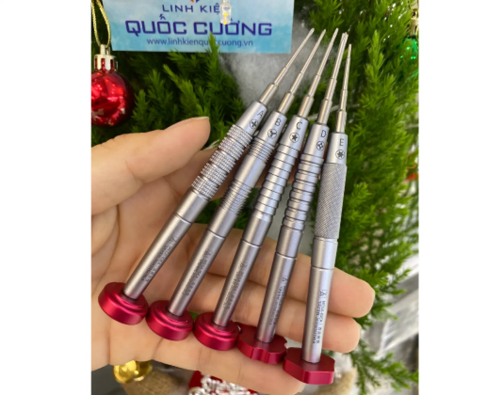 Vít 2D Qianli Mega đầu đỏ