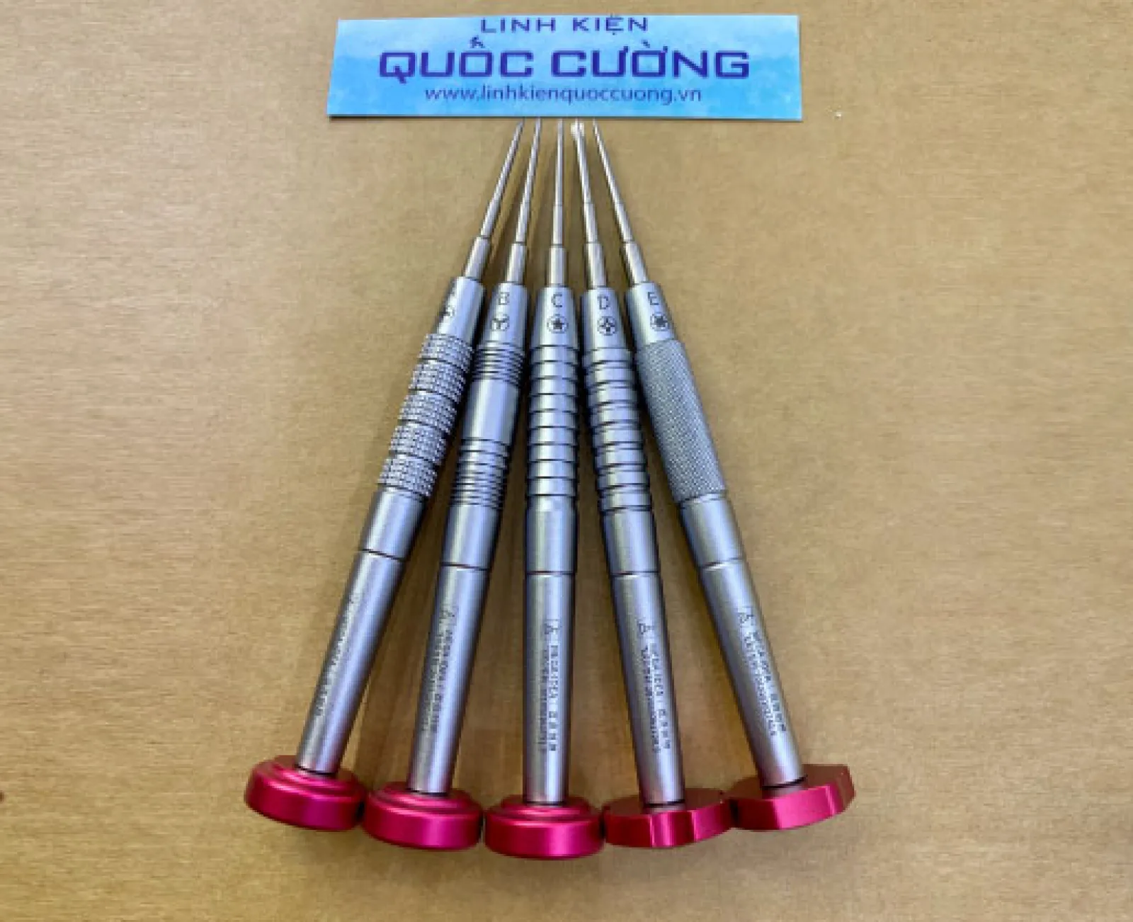 Vít 2D Qianli Mega đầu đỏ