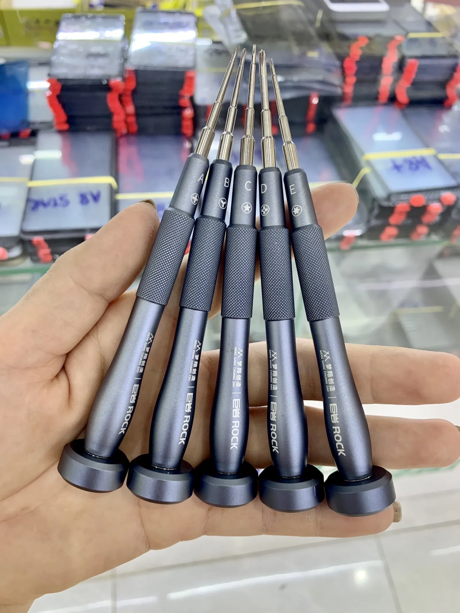 Vít Siêu Bền Qianli The Rock