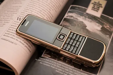 Cách Phân Biệt Điện Thoại Nokia 8800 Arte Chính Hãng Với Hàng Trung Quốc